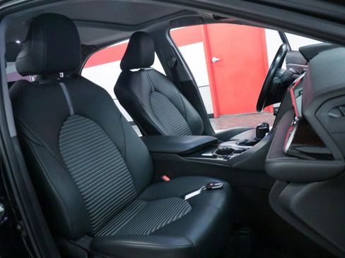 Used 2020 Toyota Camry SE w/ Audio Package image 25