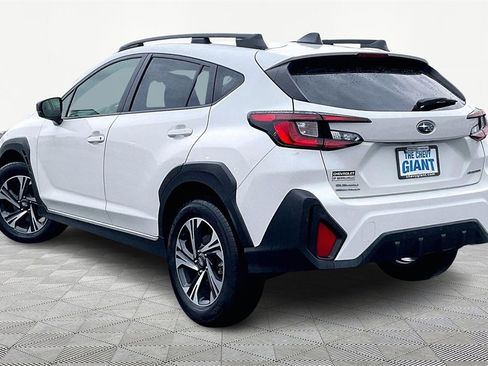 Used 2024 Subaru Crosstrek 2.0i Premium image 4