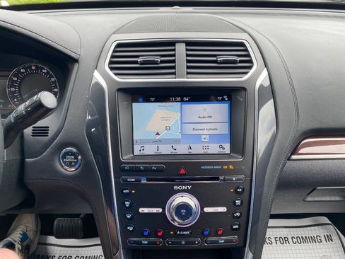 Used 2017 Ford Explorer Platinum AWD/4WD image 15