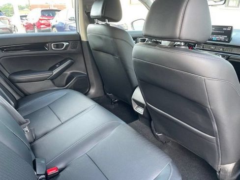 Used 2024 Honda Civic Touring image 12