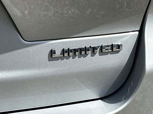 Used 2021 Jeep Grand Cherokee L Limited image 13