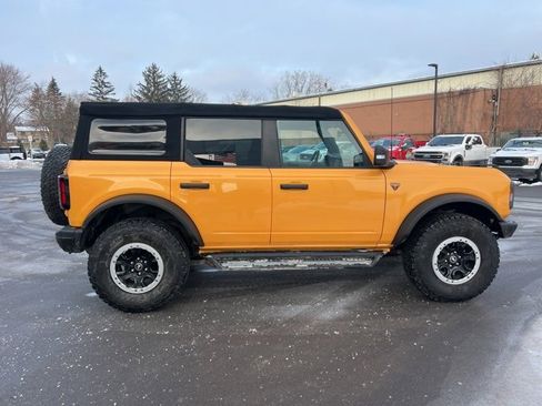 Used 2021 Ford Bronco Badlands image 4