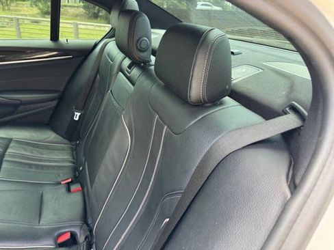 Used 2017 BMW 530i RWD image 36