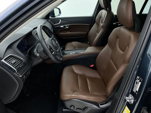 Used 2020 Volvo XC90 T6 Momentum w/ Protection Package image 11