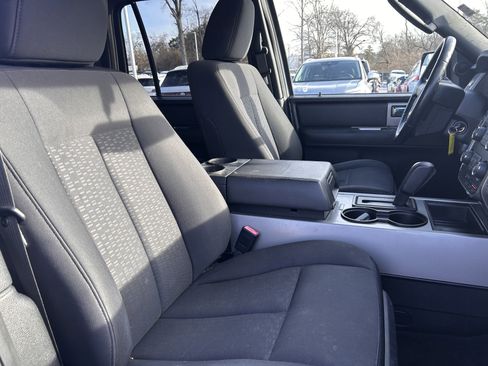 Used 2017 Ford Expedition EL XLT image 24