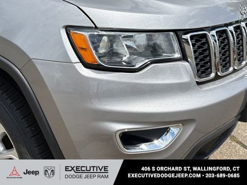 Used 2021 Jeep Grand Cherokee Laredo AWD/4WD image 8