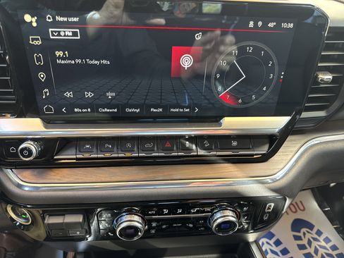 Used 2022 GMC Sierra 1500 SLT w/ SLT Premium Plus Package image 25