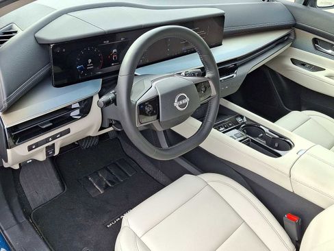 Used 2025 Nissan Murano SL w/ Cargo Package image 16