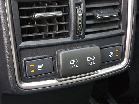 Used 2019 Subaru Forester Touring w/ Popular Package #3 image 11