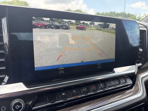 Certified 2022 Chevrolet Silverado 1500 RST AWD/4WD image 6