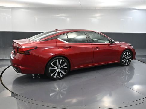 Used 2019 Nissan Altima 2.0 SR image 5