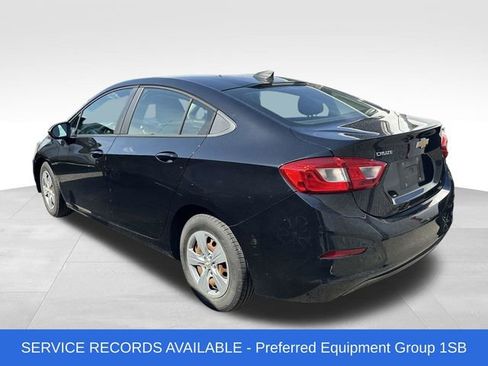Used 2018 Chevrolet Cruze LS image 4