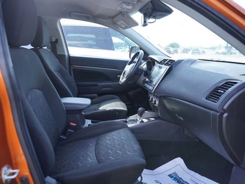 Used 2023 Mitsubishi Outlander Sport LE AWD/4WD image 9
