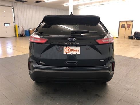 New 2024 Ford Edge SE image 7