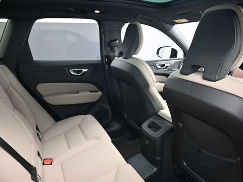 Used 2026 Volvo XC60 T8 Plus w/ Protection Package Premier AWD/4WD image 7