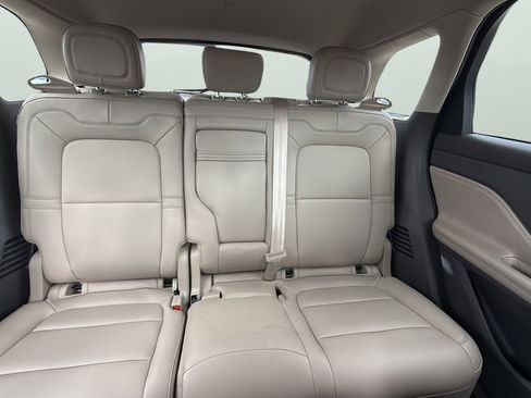 Used 2022 Lincoln Corsair FWD image 25