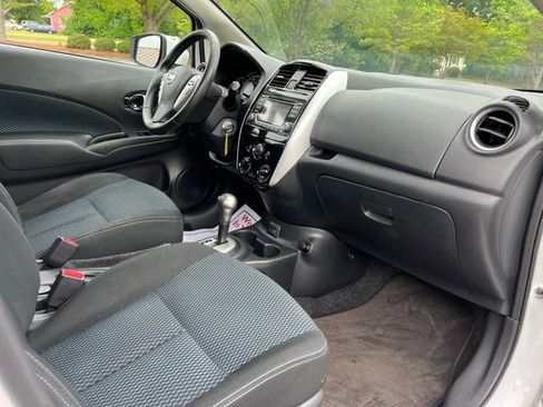 Used 2017 Nissan Versa Note SV FWD image 23