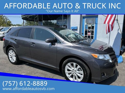 Used 2014 Toyota Venza LE AWD/4WD image 1