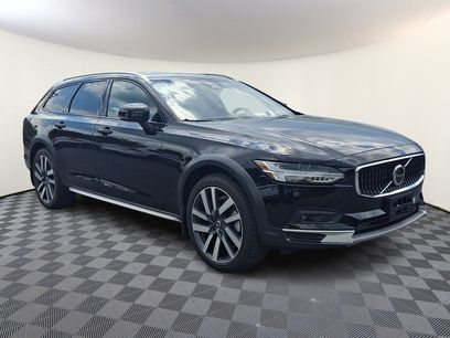 Used 2025 Volvo V90 B6 Cross Country Ultra