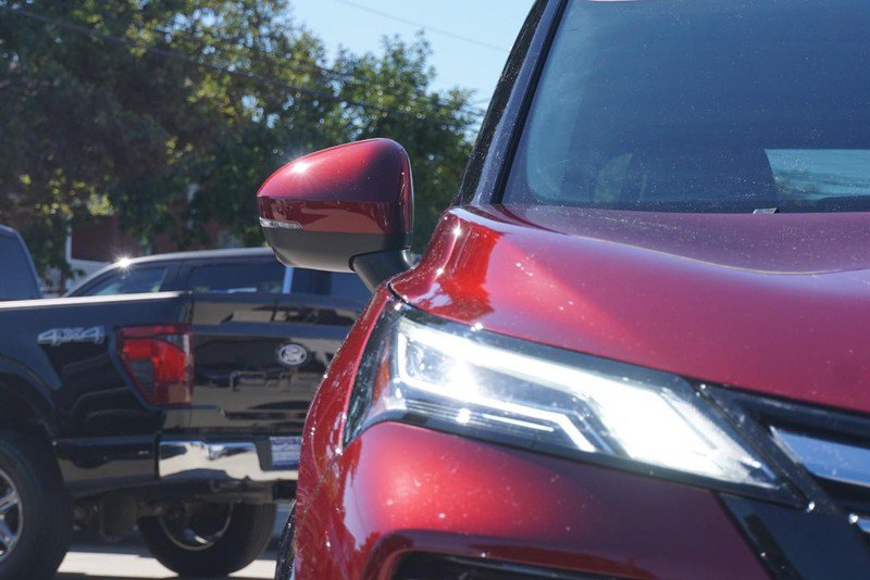 Used 2025 Nissan Rogue Platinum w/ Platinum Premium Package AWD/4WD image 9