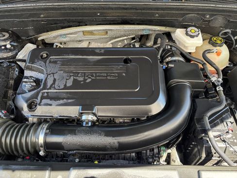 Used 2024 Buick Envision Preferred AWD/4WD image 33