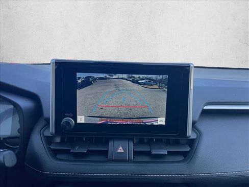 Certified 2025 Toyota RAV4 LE image 14