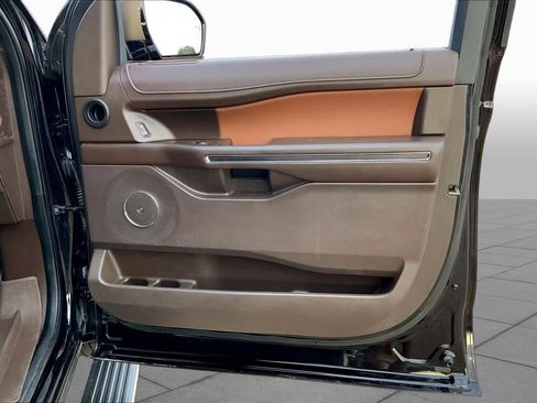 Used 2022 Ford Expedition King Ranch RWD image 23