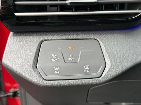Used 2023 Volkswagen ID.4 Pro RWD image 22