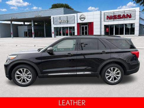 Used 2021 Ford Explorer XLT w/ Equipment Group 202A RWD image 5