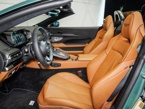 New 2026 Aston Martin V8 Vantage Roadster image 12