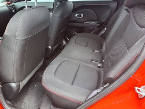 Used 2019 Kia Soul + FWD image 24