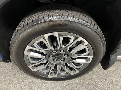 Used 2024 GMC Sierra 1500 Denali Ultimate image 19