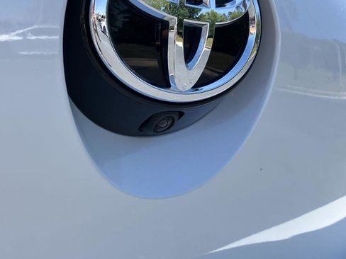 Used 2025 Toyota Corolla SE FWD image 10