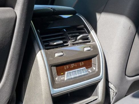 Used 2024 BMW X5 sDrive40i w/ Premium Package RWD image 51