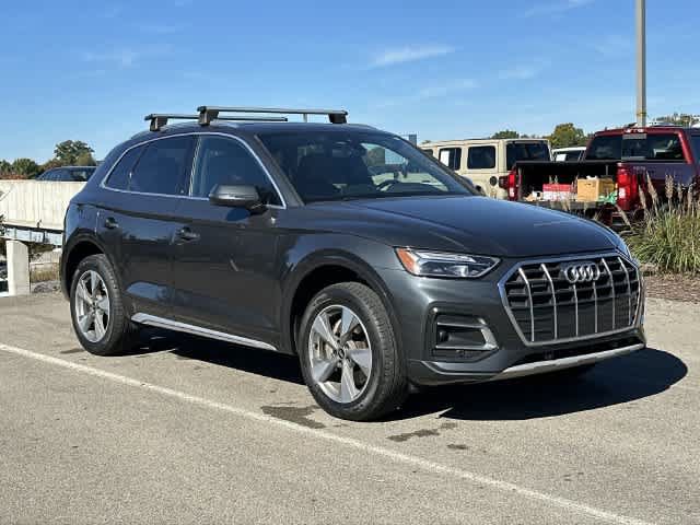 Used 2023 Audi Q5 2.0T Premium w/ Convenience Package AWD/4WD image 22