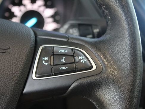 Used 2018 Ford Escape SEL w/ Canadian Touring Package AWD/4WD image 17
