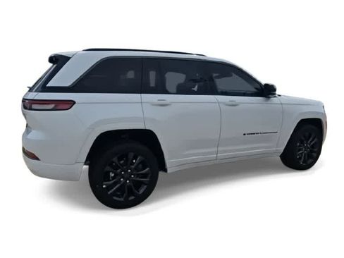 New 2026 Jeep Grand Cherokee Limited Reserve image 8