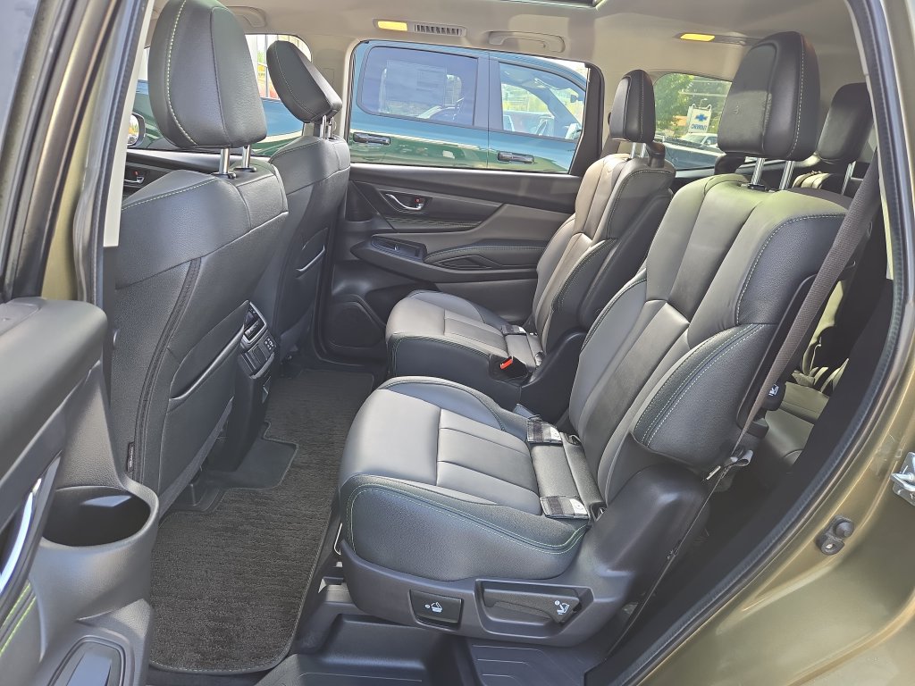 Used 2024 Subaru Ascent Onyx Edition AWD/4WD image 15