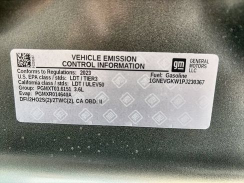 Used 2023 Chevrolet Traverse LT AWD/4WD image 35