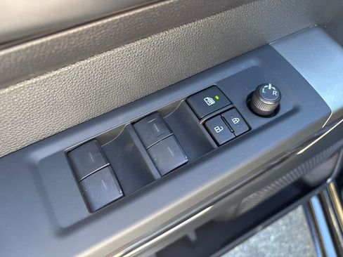 New 2026 Toyota Tundra SR5 AWD/4WD image 15