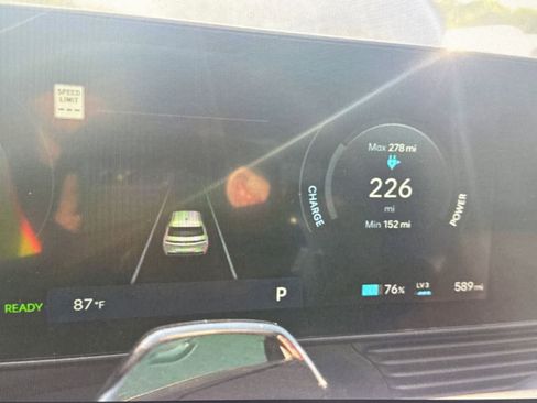 Used 2026 Hyundai Ioniq 5 SEL image 9