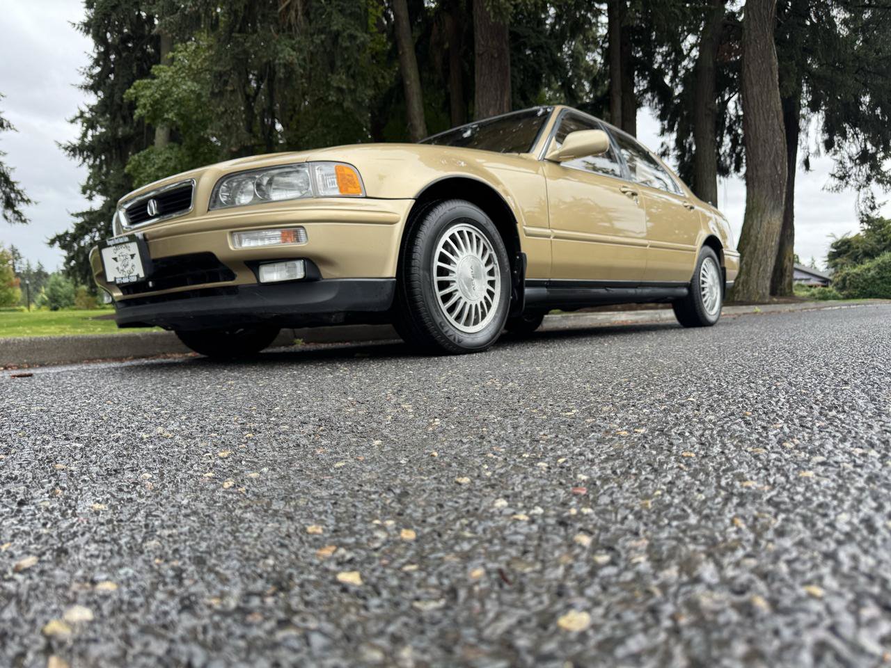 Used 1991 Acura Legend LS FWD image 9