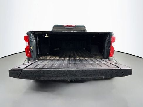 Used 2025 Chevrolet Silverado 1500 ZR2 w/ Technology Package image 30