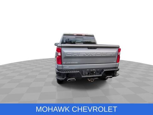 Used 2021 Chevrolet Silverado 1500 LT Trail Boss w/ Convenience Package II AWD/4WD image 8