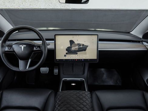 Used 2023 Tesla Model 3 Performance image 23