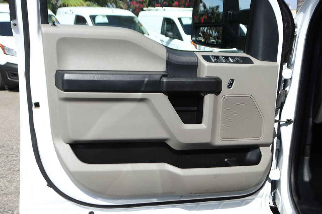 Used 2022 Ford F250 XL w/ Power Equipment Group RWD image 14