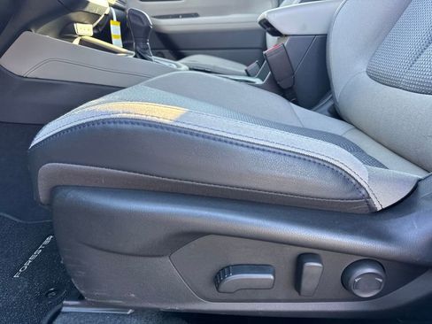 Used 2025 Subaru Forester Premium w/ Convenience Package #2 image 14