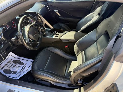 Used 2017 Chevrolet Corvette Stingray Coupe w/ Carbon Flash Badge Package RWD image 8