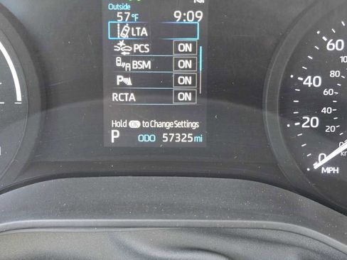 Used 2022 Toyota Sienna XSE w/ XSE Plus Package FWD image 32