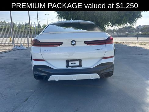 Used 2022 BMW X6 xDrive40i w/ M Sport Package image 4
